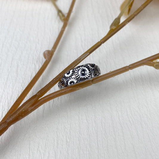 Mildstyles Rings Mildstyles Little Daisy Adjustable Ring 89570270 Mildstyles Little Daisy Adjustable Ring