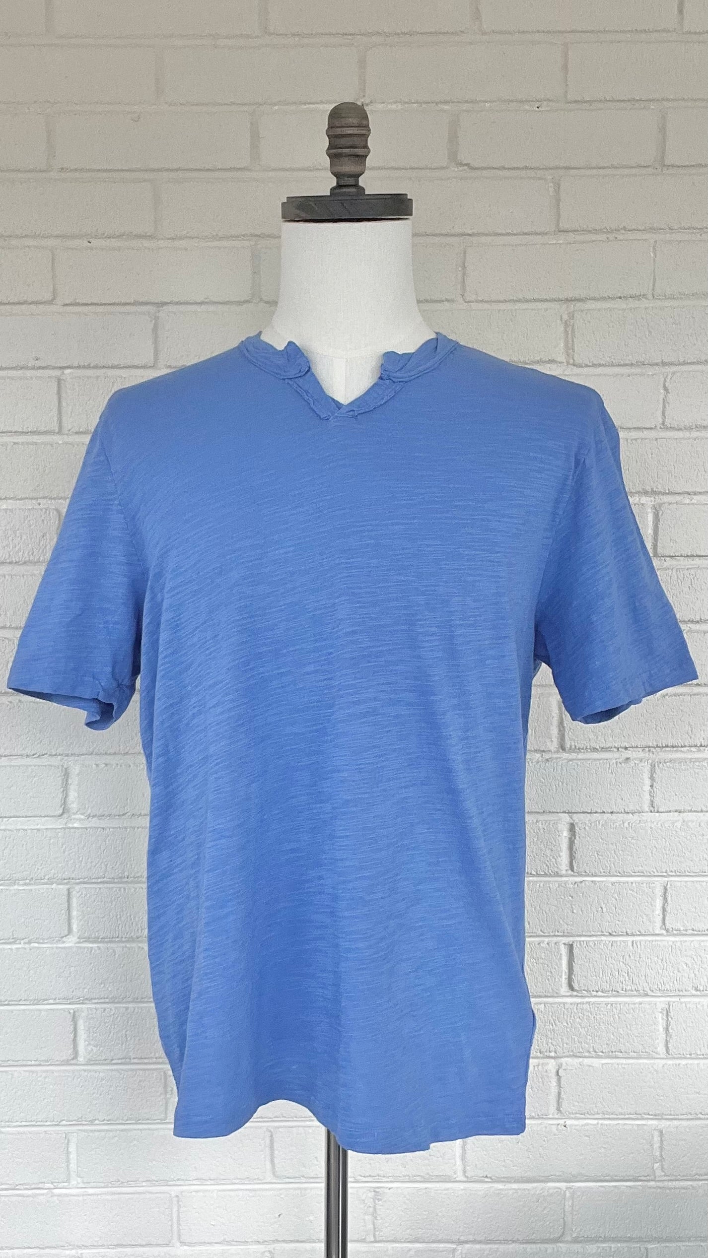 Mododoc Malibu Short Sleeve Notch V-Neck Tee - Multiple Colors