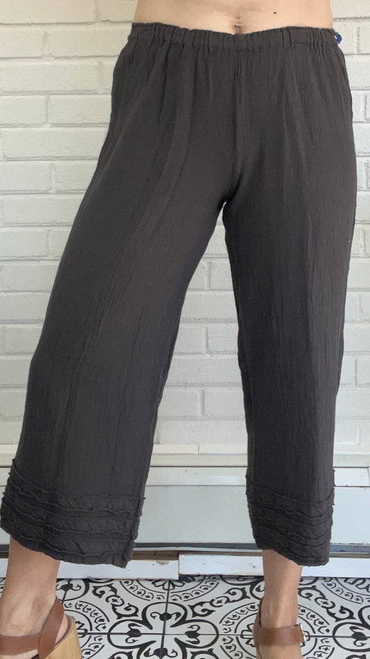 Oh My Gauze Pants Oh My Gauze Nimo Capri - Multiple Colors 84900062 Oh My Gauze Nimo Capri - Multiple Colors