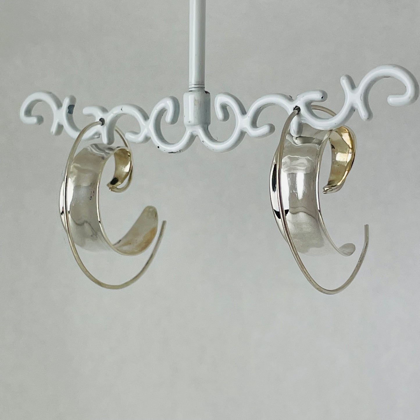 L.E. Leonard Earrings L.E. Leonard Jewelry Earwire Swirl Earrings 18065630 L.E. Leonard Jewelry Earwire Swirl Earrings