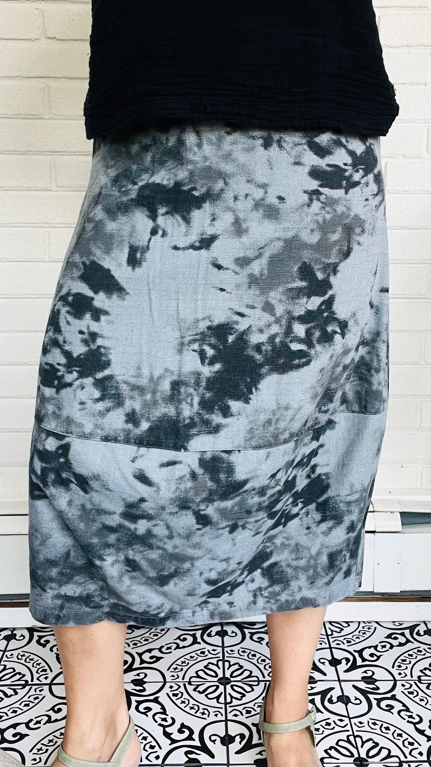 Heartstrings by Kleen Tie Dye Lantern Skirt