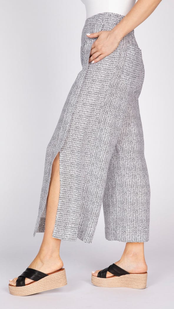 Olivia by Habitat Pants Olivia by Habitat Making Waves Stripe Gemma Flood Pant Olivia by Habitat Making Waves Stripe Gemma Flood Pant