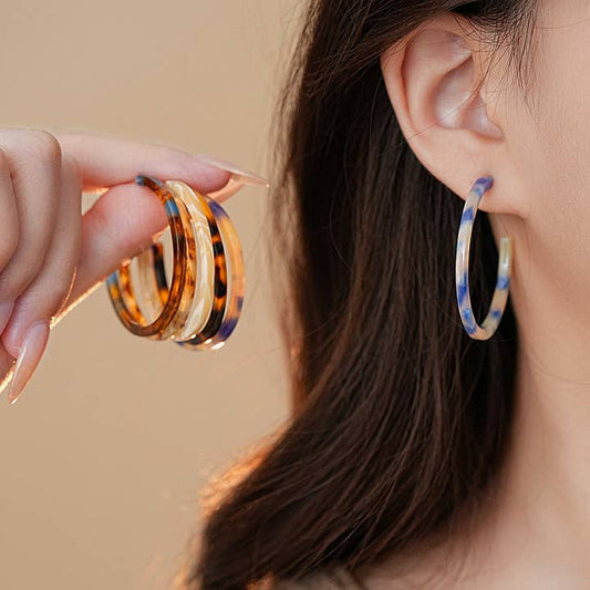 ACCITY Earrings Tortoise Hoop Earrings - Multiple Colors Tortoise Hoop Earrings - Multiple Colors