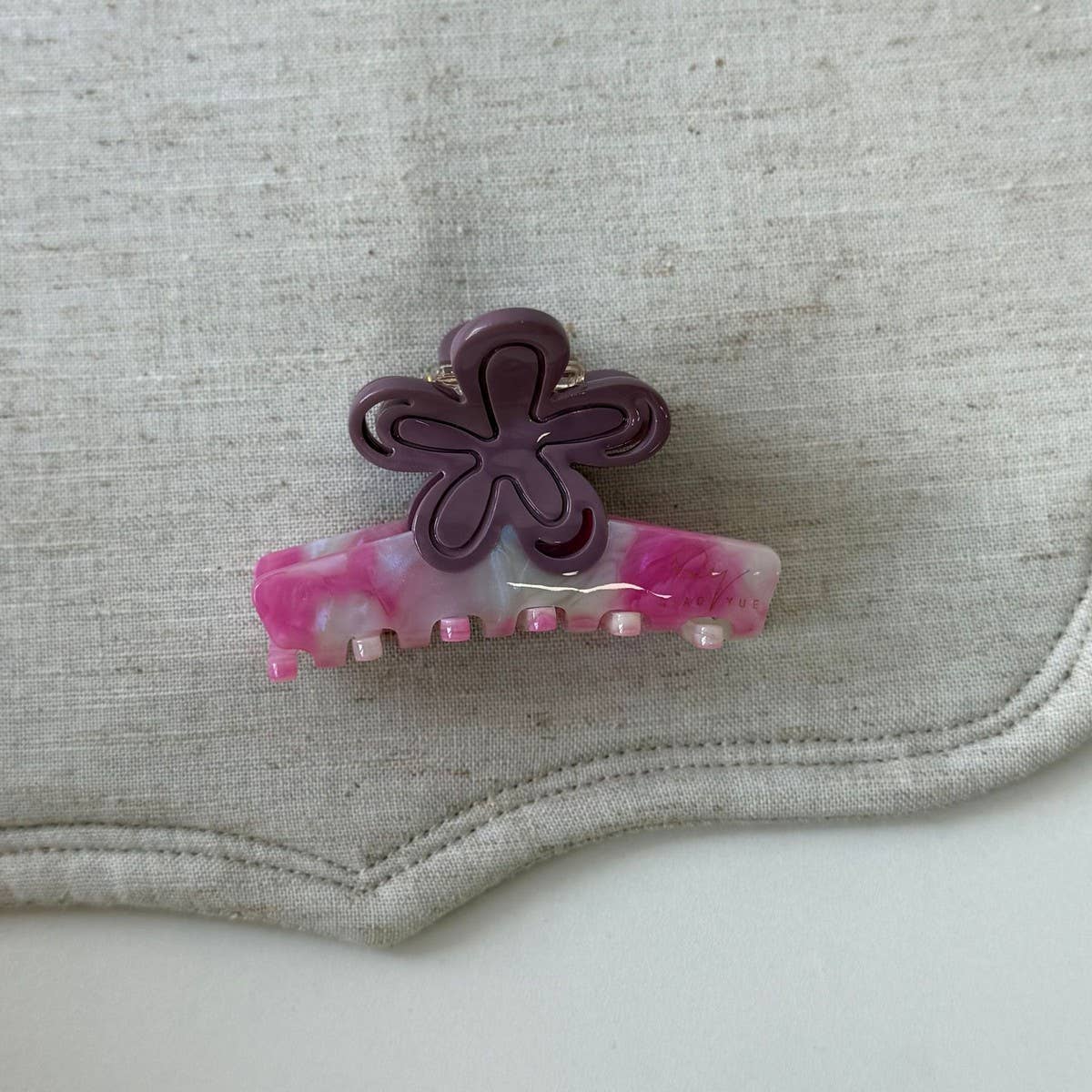 ACCITY Hair Clip Mini Flower Hair Claw - Multiple Colors Mini Flower Hair Claw - Multiple Colors