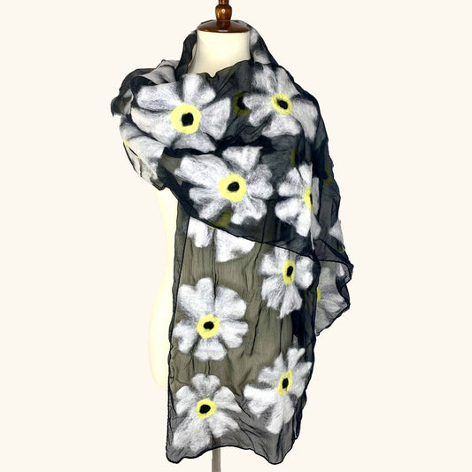 Pomegranate Moon Daisy Scarf
