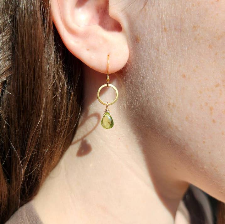 Edgy Petal Earrings Edgy Petal Delicate Peridot Gold Circle Earring Edgy Petal Delicate Peridot Gold Circle Earring