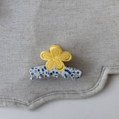 ACCITY Hair Clip Mini Flower Hair Claw - Multiple Colors Mini Flower Hair Claw - Multiple Colors