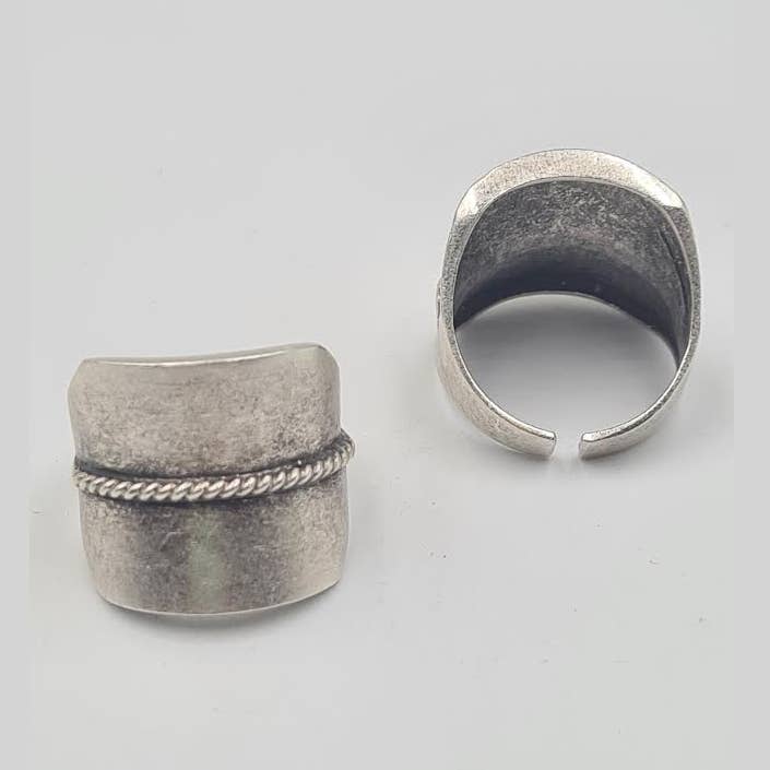 Volare Rings Volare Wide Band Twisted Edge Adjustable Ring - #4BR94s 84323550 Volare Wide Band Twisted Edge Adjustable Ring - #4BR94s