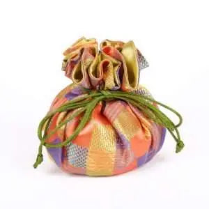 Cathayana Bags Silk Brocade Travel Jewelry Pouch - Multiple Patterns Silk Brocade Travel Jewelry Pouch - Multiple Patterns