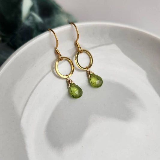 Edgy Petal Earrings Edgy Petal Delicate Peridot Gold Circle Earring Edgy Petal Delicate Peridot Gold Circle Earring