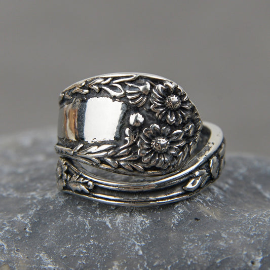 Mildstyles Vintage Daisy Spoon Ring