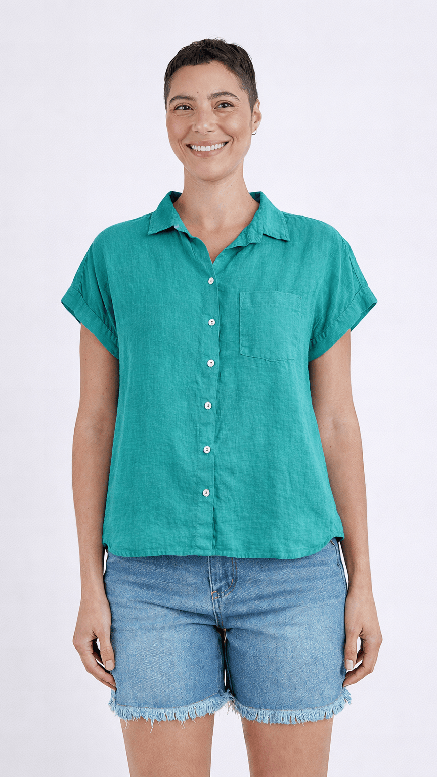 Cut Loose Tops Cut Loose Linen Short Sleeve Pocket Shirt - Multiple Colors 57005790 Cut Loose Linen Short Sleeve Pocket Shirt - Multiple Colors