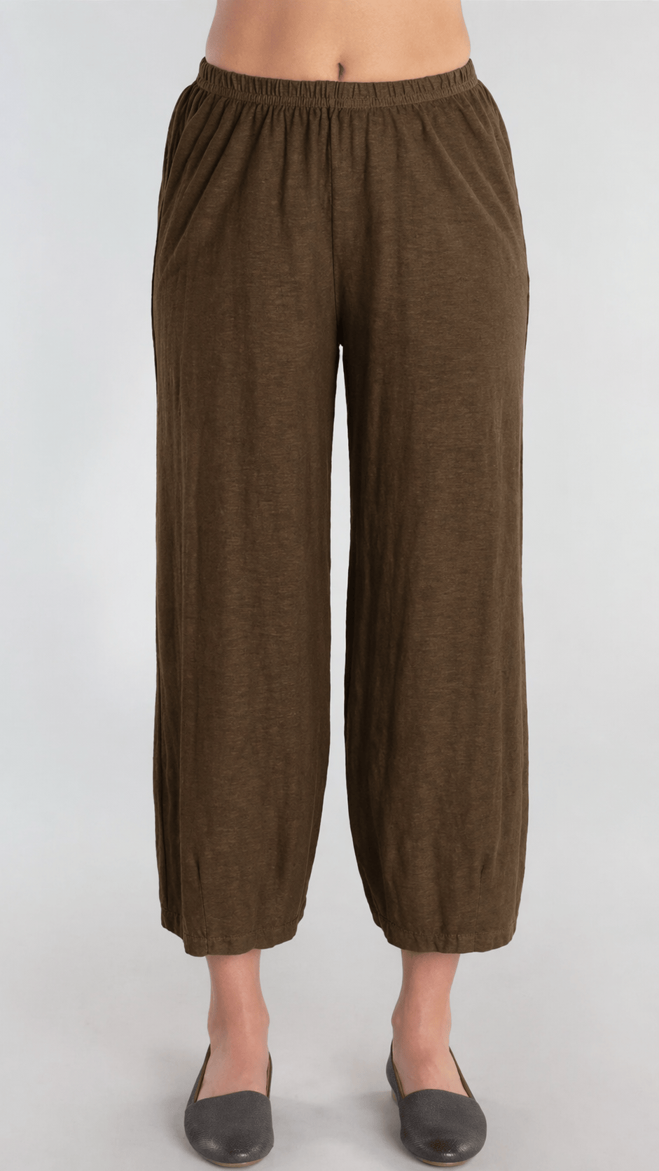 Cut Loose Pants Cut Loose Cotton/Linen Cropped Pant with Darts - Multiple Colors 19888606 Cut Loose Cotton/Linen Cropped Pant with Darts - Multiple Colors