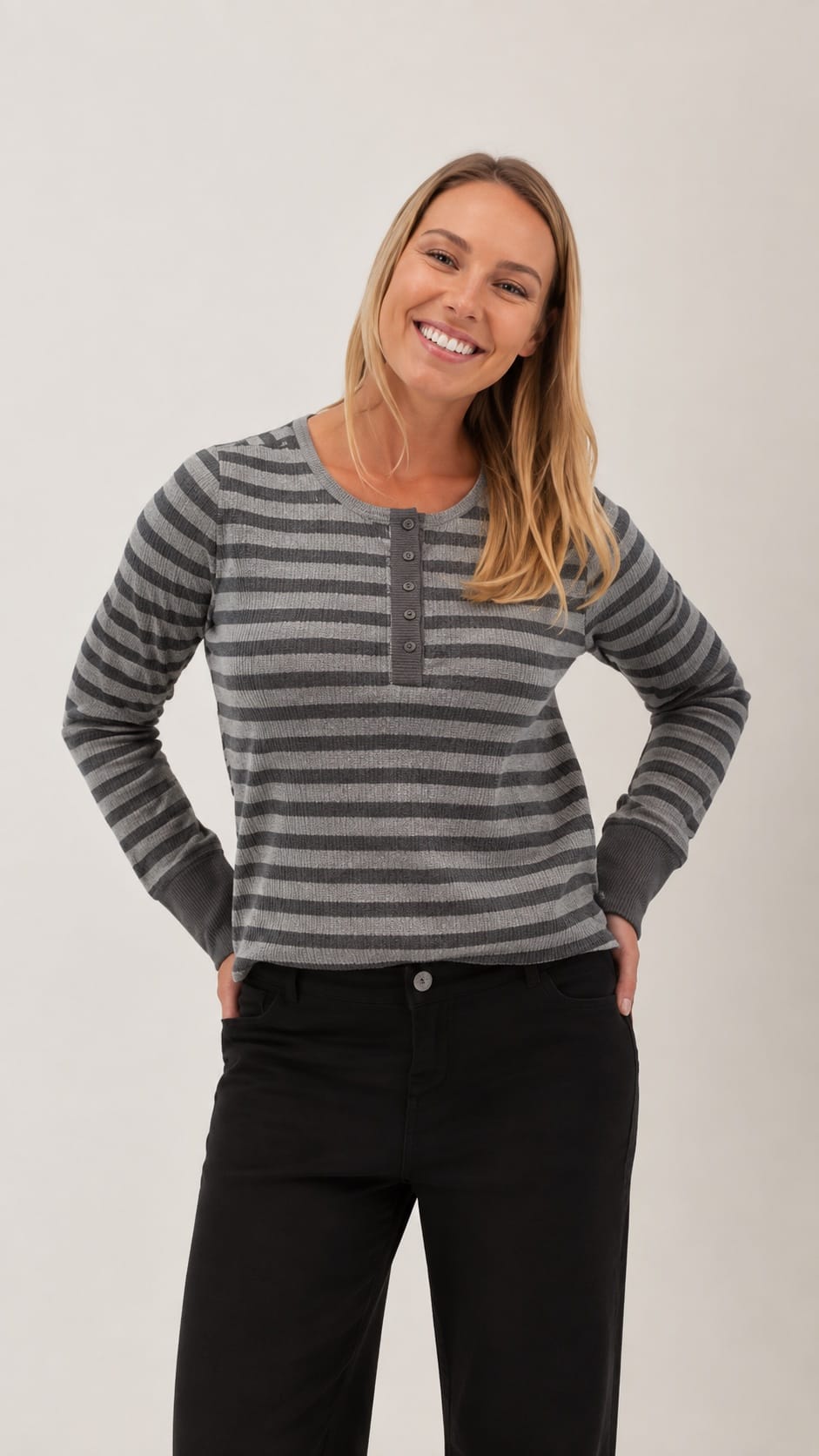 Aventura Tops Aventura Nichole Henley Aventura Nichole Henley