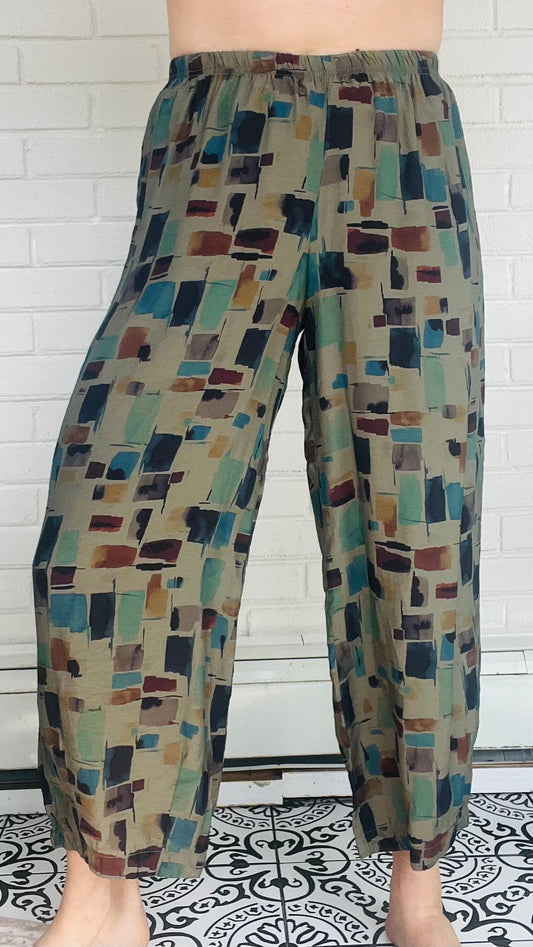 Cut Loose Parachute Cropped Pant with Darts