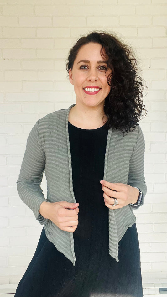 Cut Loose Vintage Stripe Cropped Cardigan - Multiple Colors