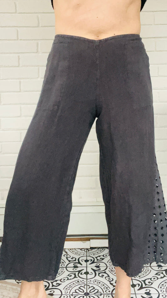 Fenini Eyelet Crop Pant