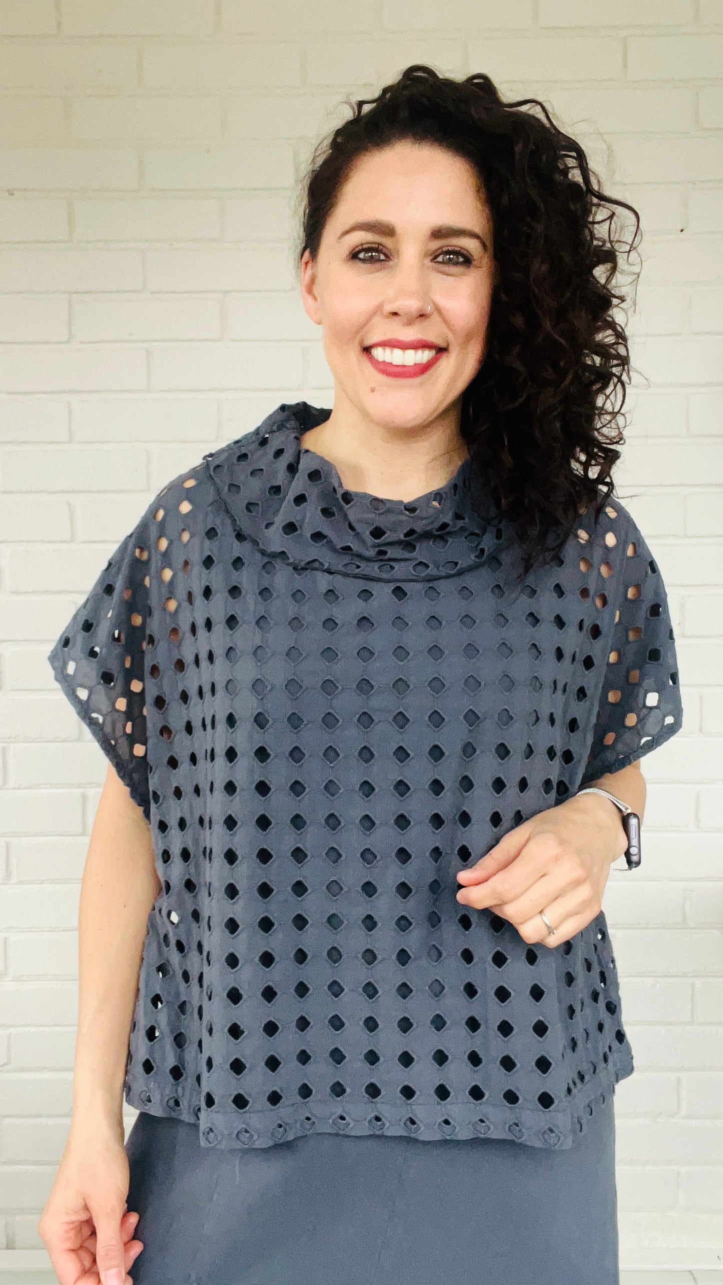 Fenini Eyelet Topper