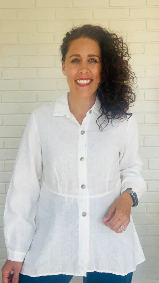 Heartstrings by Kleen Hi-Low Linen Blouse