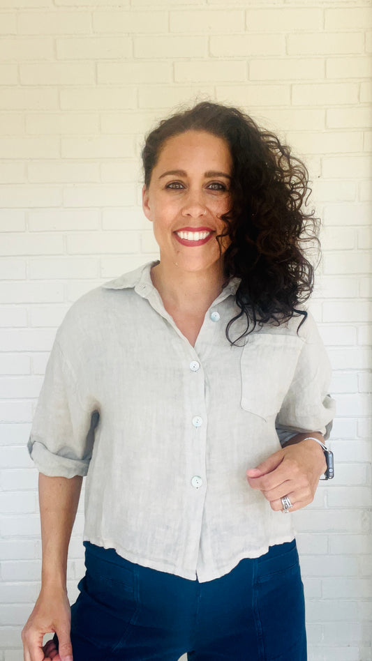 Amorosa Cropped Linen Shirt - Multiple Colors