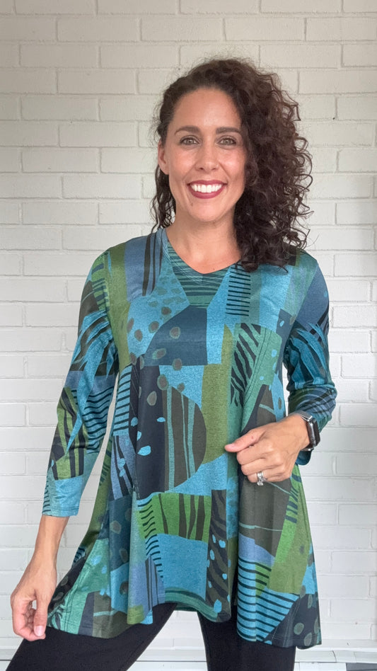Jess & Jane Slinky Knit Hi-Low Tunic