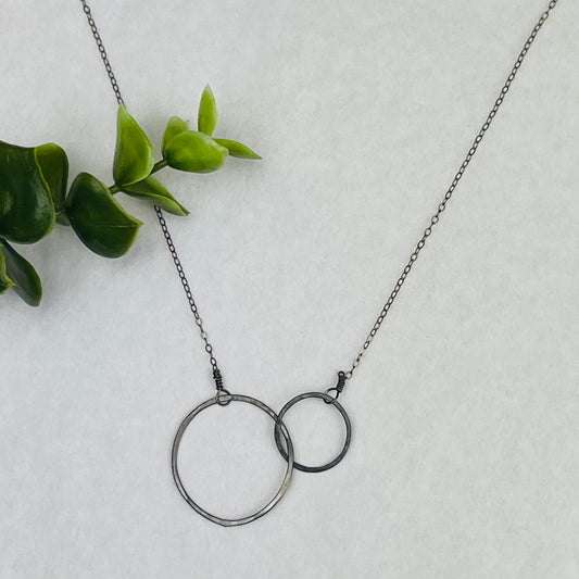 Metamorphosis Metals Interlocked Circles Necklace - Multiple Metals