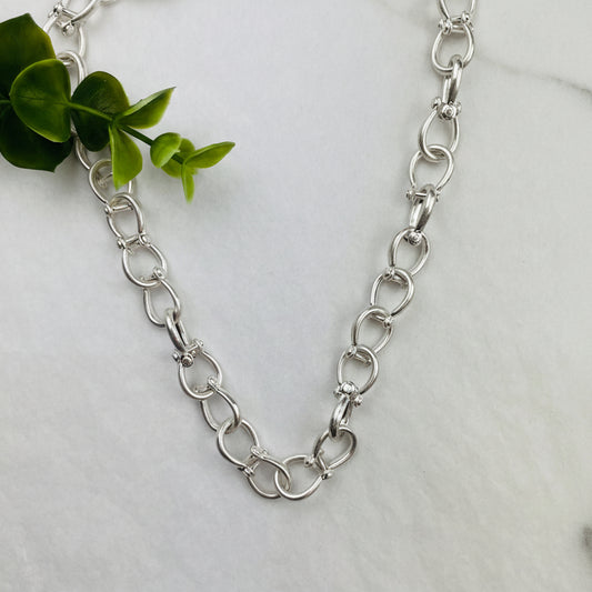 Stirrup Chain Necklace - Multiple Metals