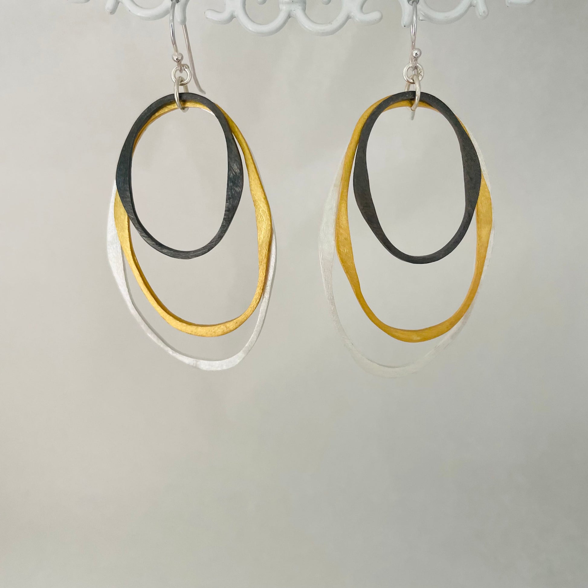 L.E. Leonard Earrings L.E. Leonard 3 Tone Oval Hoop Earrings 47787230 L.E. Leonard 3 Tone Oval Hoop Earrings