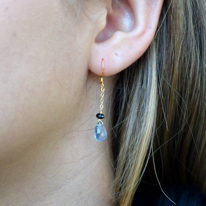 Edgy Petal Earrings Edgy Petal Dainty Labradorite & Onyx Gold Chain Earrings 80530142 Edgy Petal Dainty Labradorite & Onyx Gold Chain Earrings