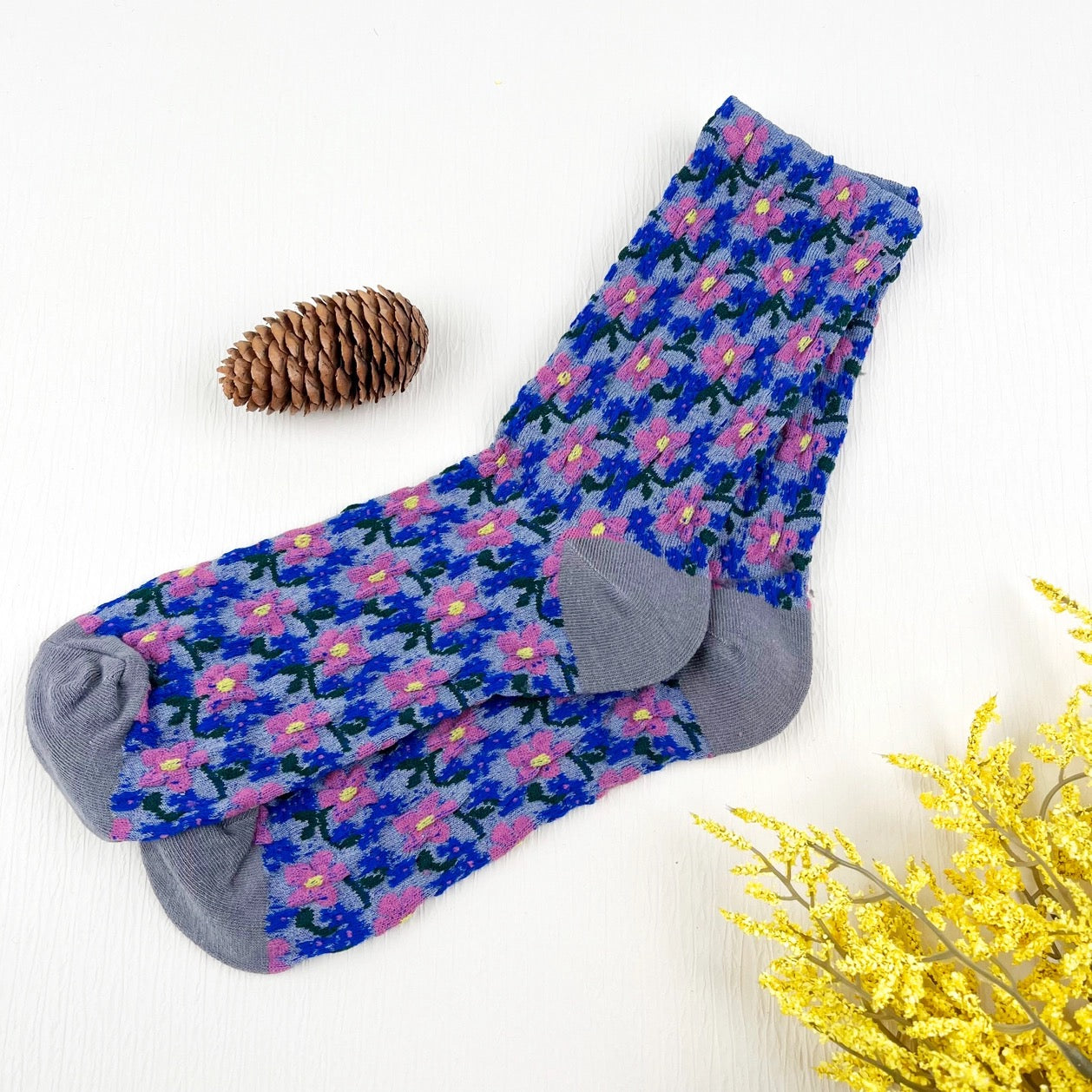 Mildstyles Retro Flower Mid Calf Socks - Multiple Prints