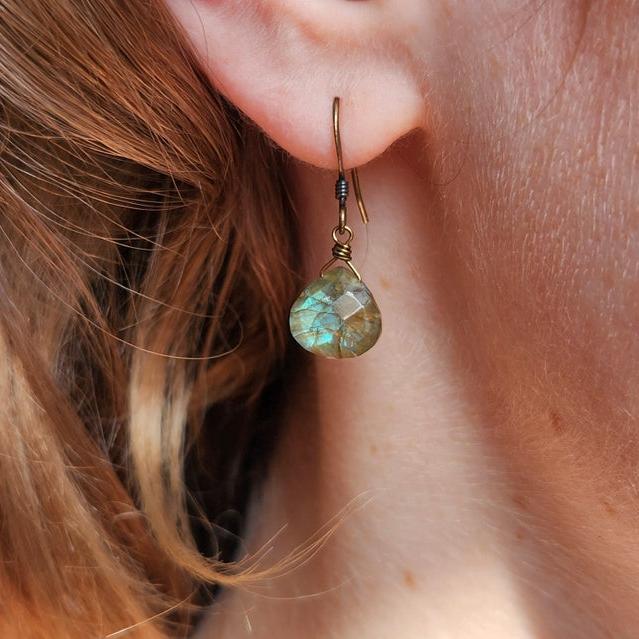 Edgy Petal Classic Labradorite Drop Earrings