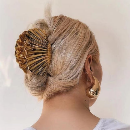 ACCITY Hair Clip Large Metal Shell Hair Claw - Multiple Metals Large Metal Shell Hair Claw - Multiple Metals