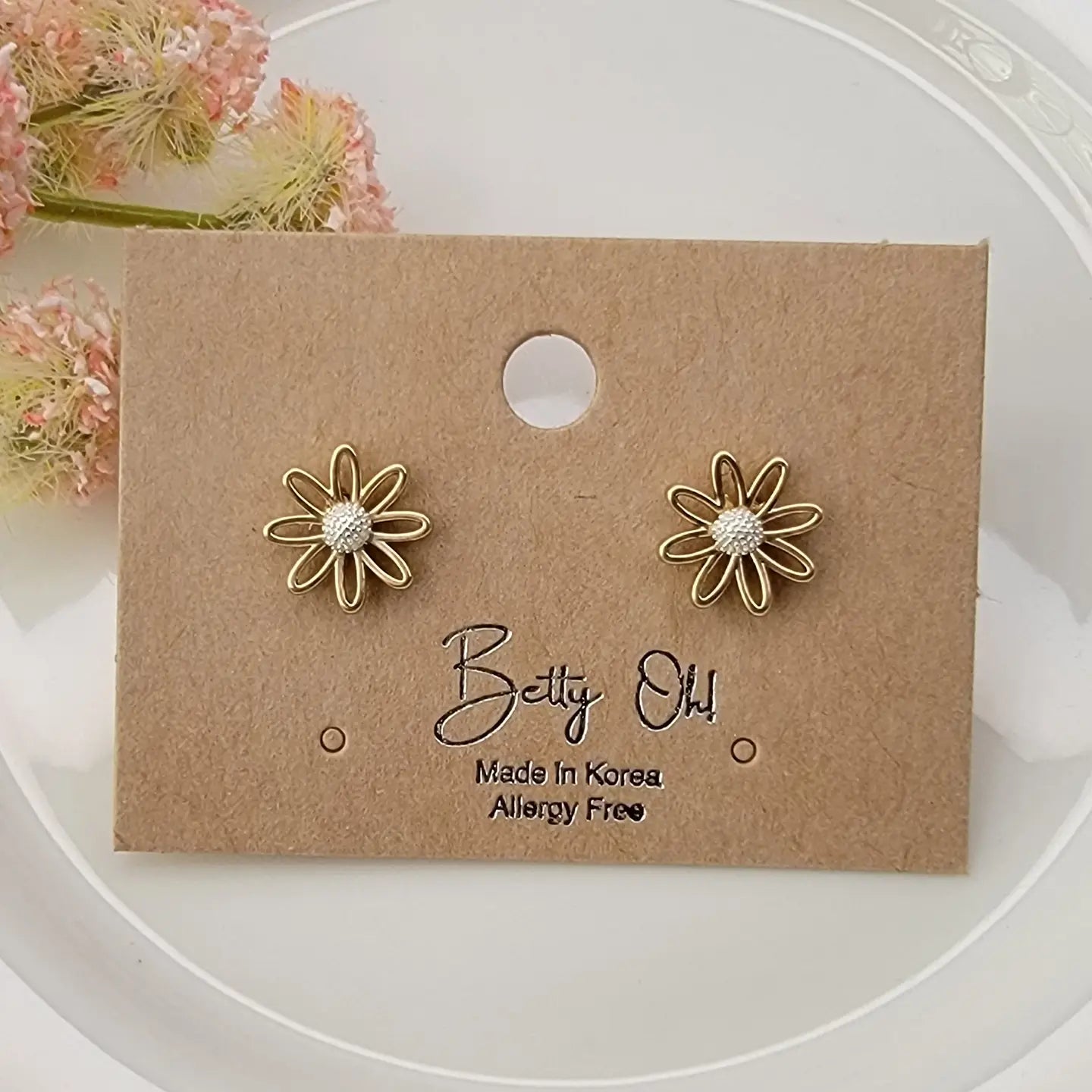 Betty Oh Jewelry Earrings Betty Oh Daisy Post Earrings 34033374 Betty Oh Daisy Post Earrings
