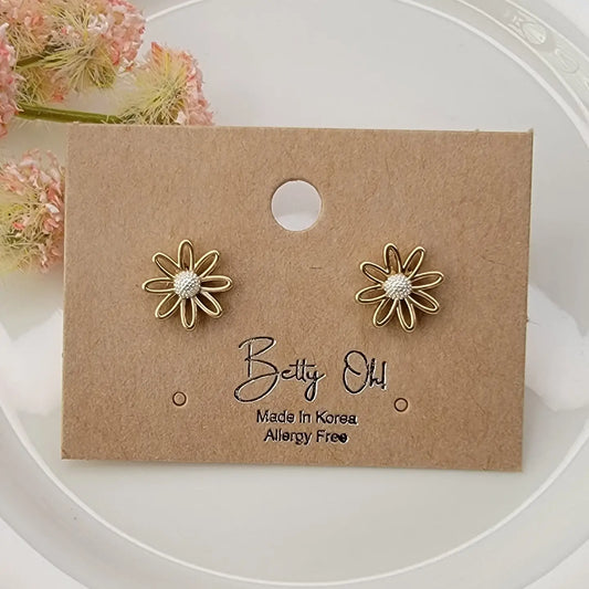 Betty Oh Jewelry Earrings Betty Oh Daisy Post Earrings 34033374 Betty Oh Daisy Post Earrings