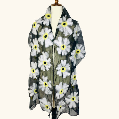 Pomegranate Moon Daisy Scarf
