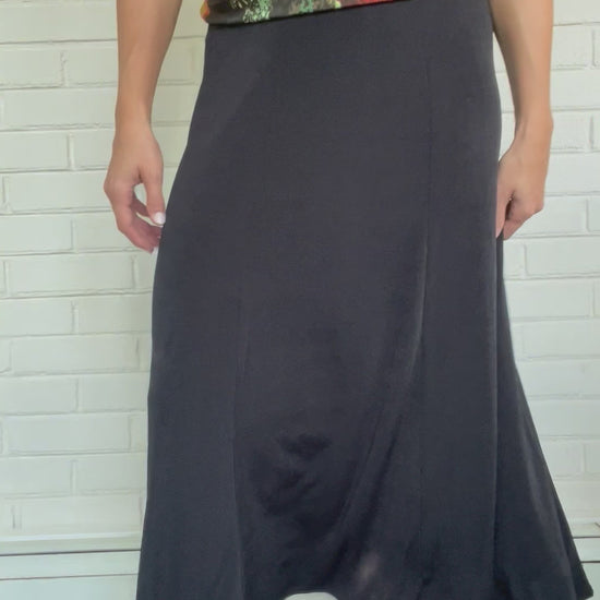 Jostar Flare Skirt Video