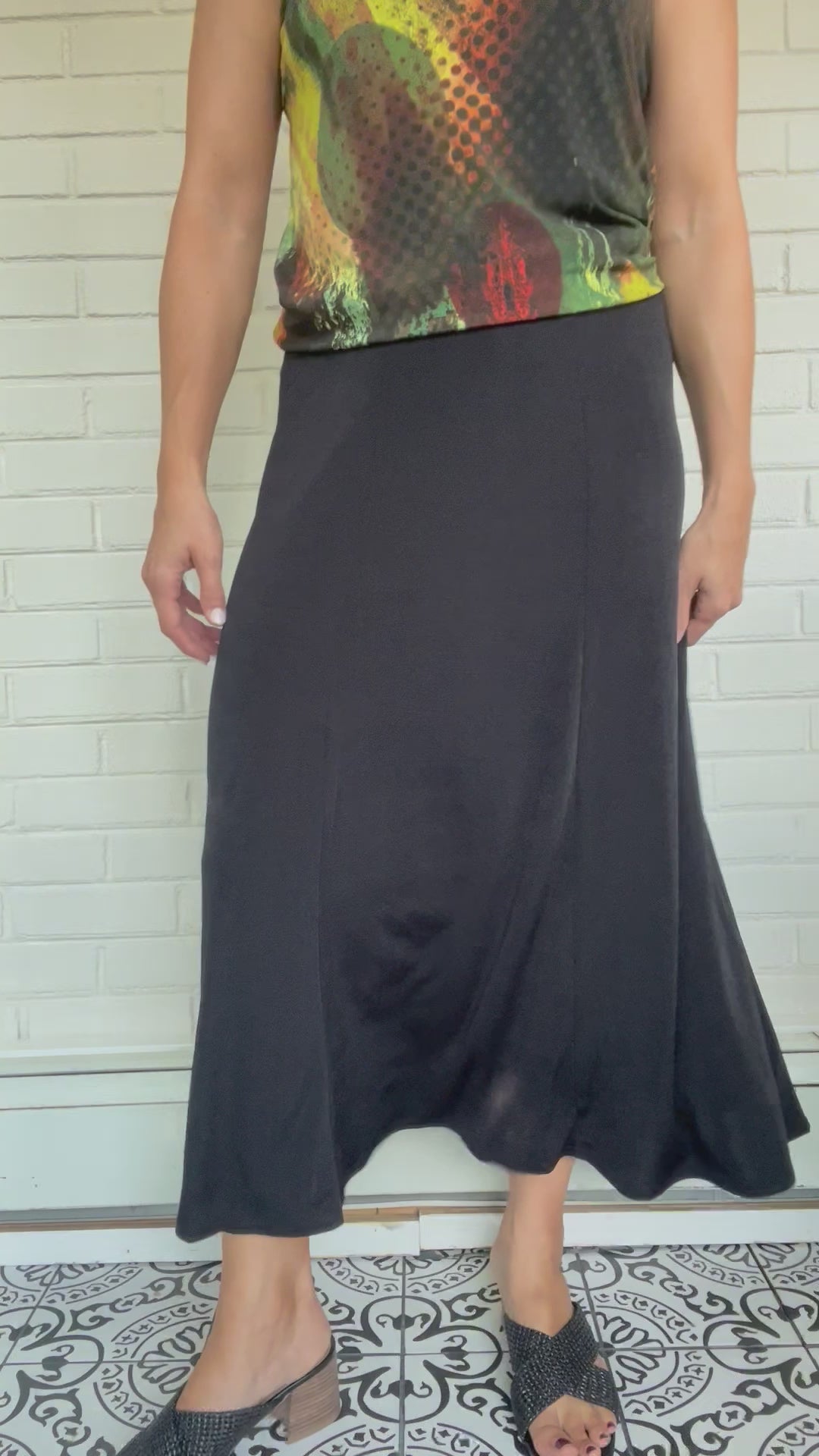 Jostar Flare Skirt Video