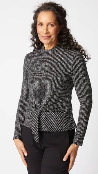 Habitat Core Travel Tie Front Top