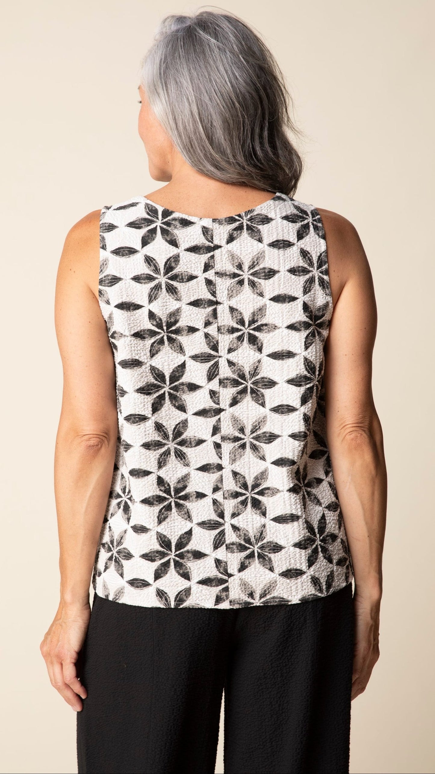 Habitat Tanks Habitat Crinkle Crepe Flower Mix Pleat Tank Habitat Crinkle Crepe Flower Mix Pleat Tank