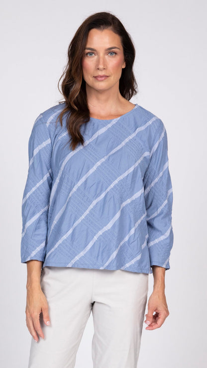 Olivia by Habitat Tops Olivia by Habitat Stripe A Pose Bias Cut Pullover 05441246 Olivia by Habitat Stripe A Pose Bias Cut Pullover