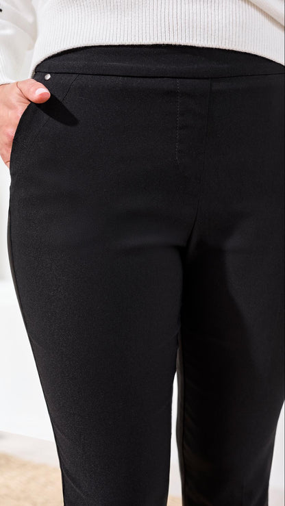 Tribal Flatten It Pull On Capri Pant