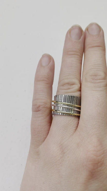Zoey Simmons Handmade Bali Style Spinner Ring - JSR221